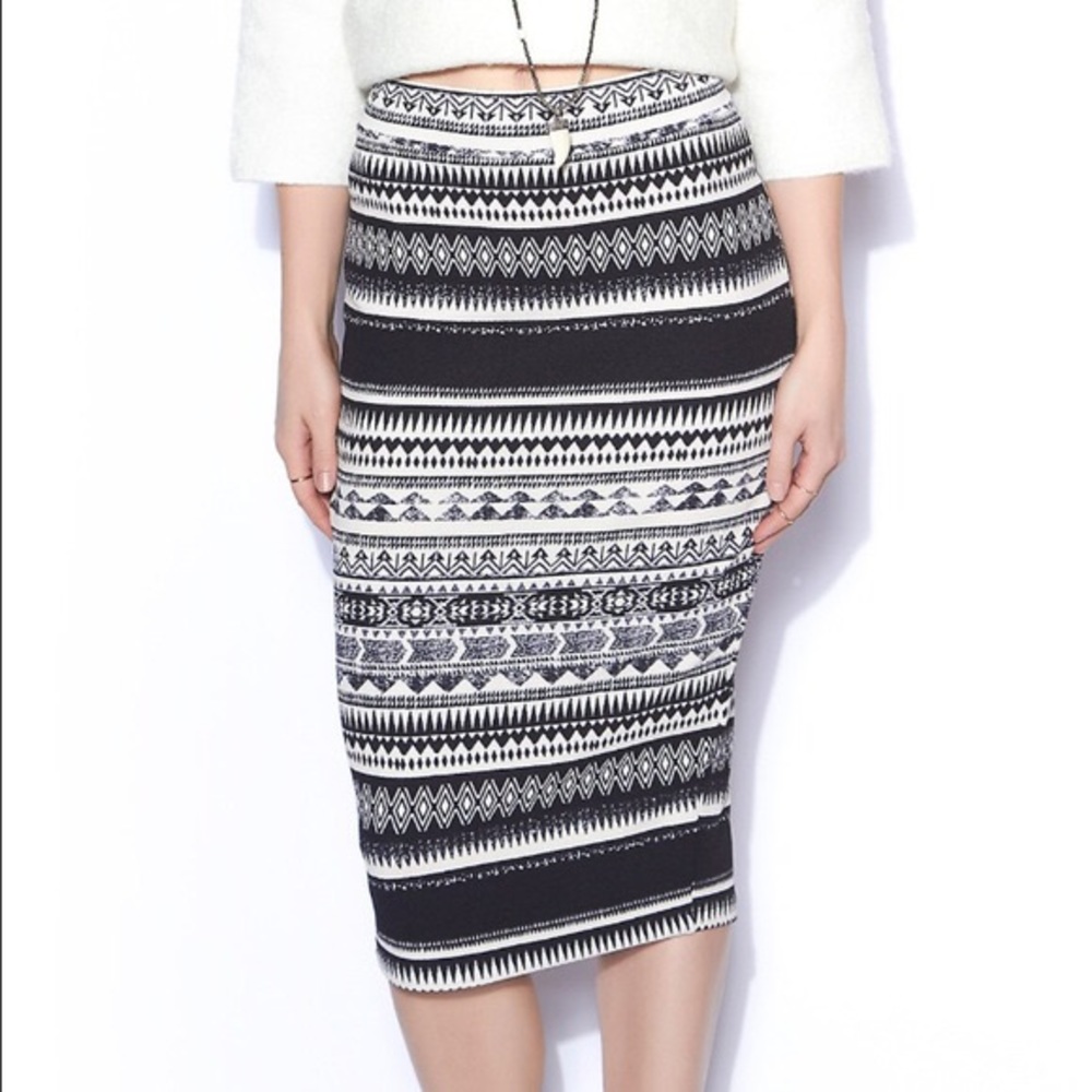Veronica M Print Pencil Skirt